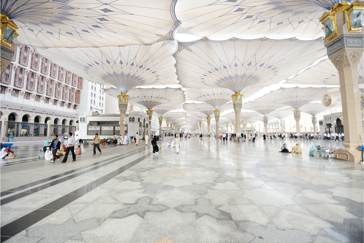 Full Month of Ramadan Umrah Sliver Package
