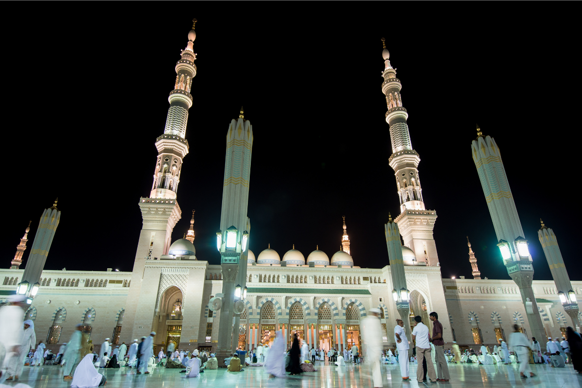 Full Month of Ramadan Umrah Sliver Package